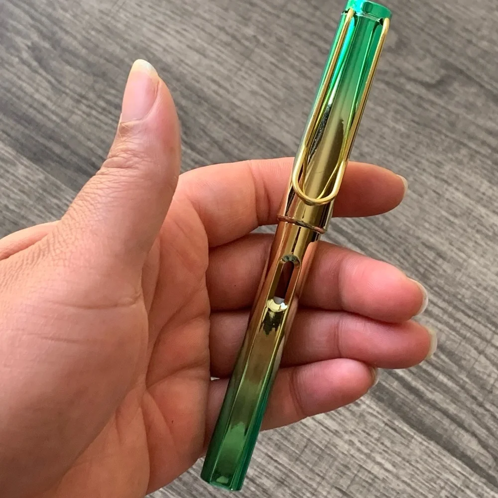 🍒🍒 Infinity Green & Gold Pencil